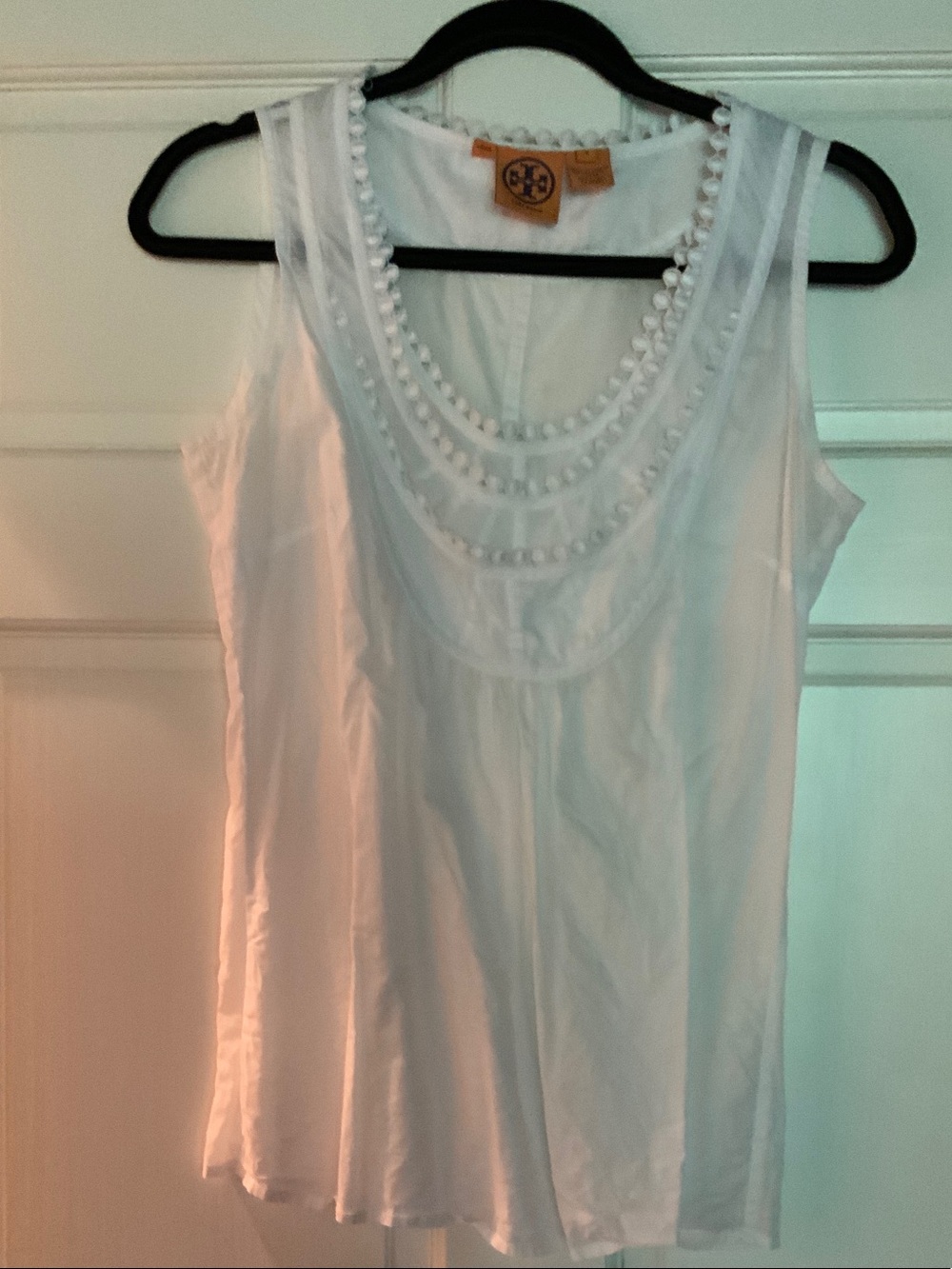 Tory Burch White Sleeveless Top. Size 6.